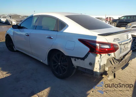 2017 Nissan Altima 2.5 Sr z USA, uszkodzony, nr VIN 1N4AL3AP4HC225207